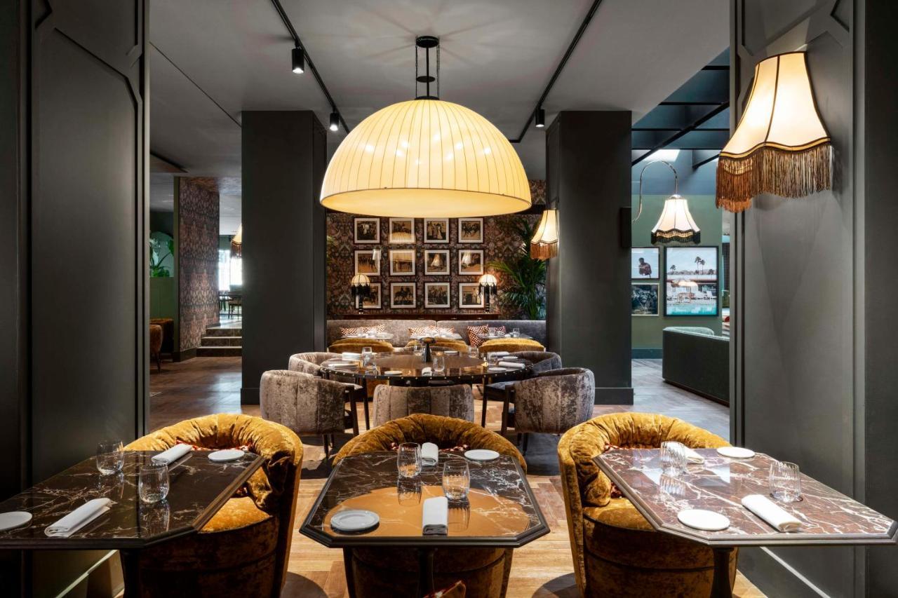 Radisson Collection Hotel, Santa Sofia ميلان المظهر الخارجي الصورة Restaurant in the hotel
