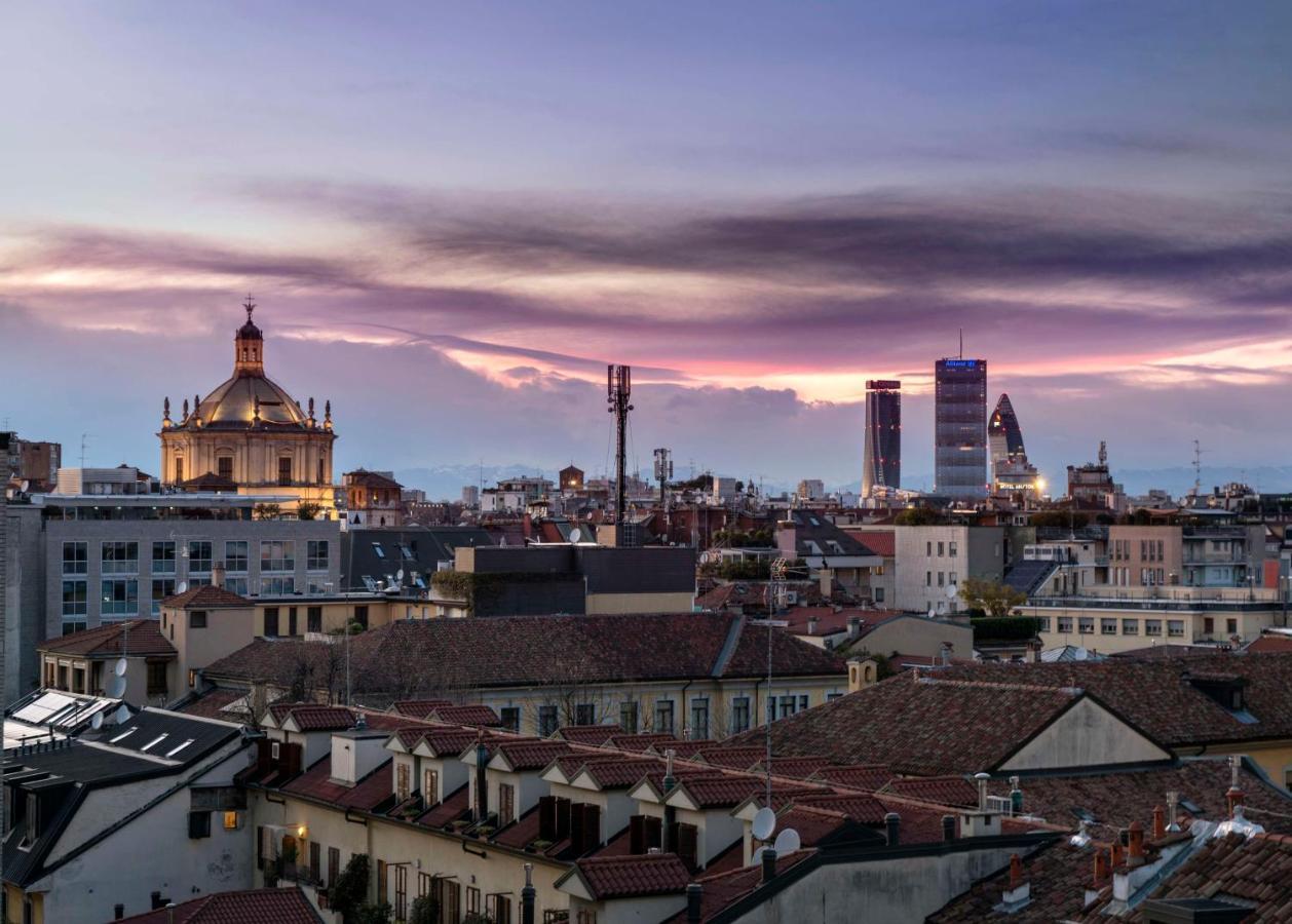 Radisson Collection Hotel, Santa Sofia ميلان المظهر الخارجي الصورة Madrid