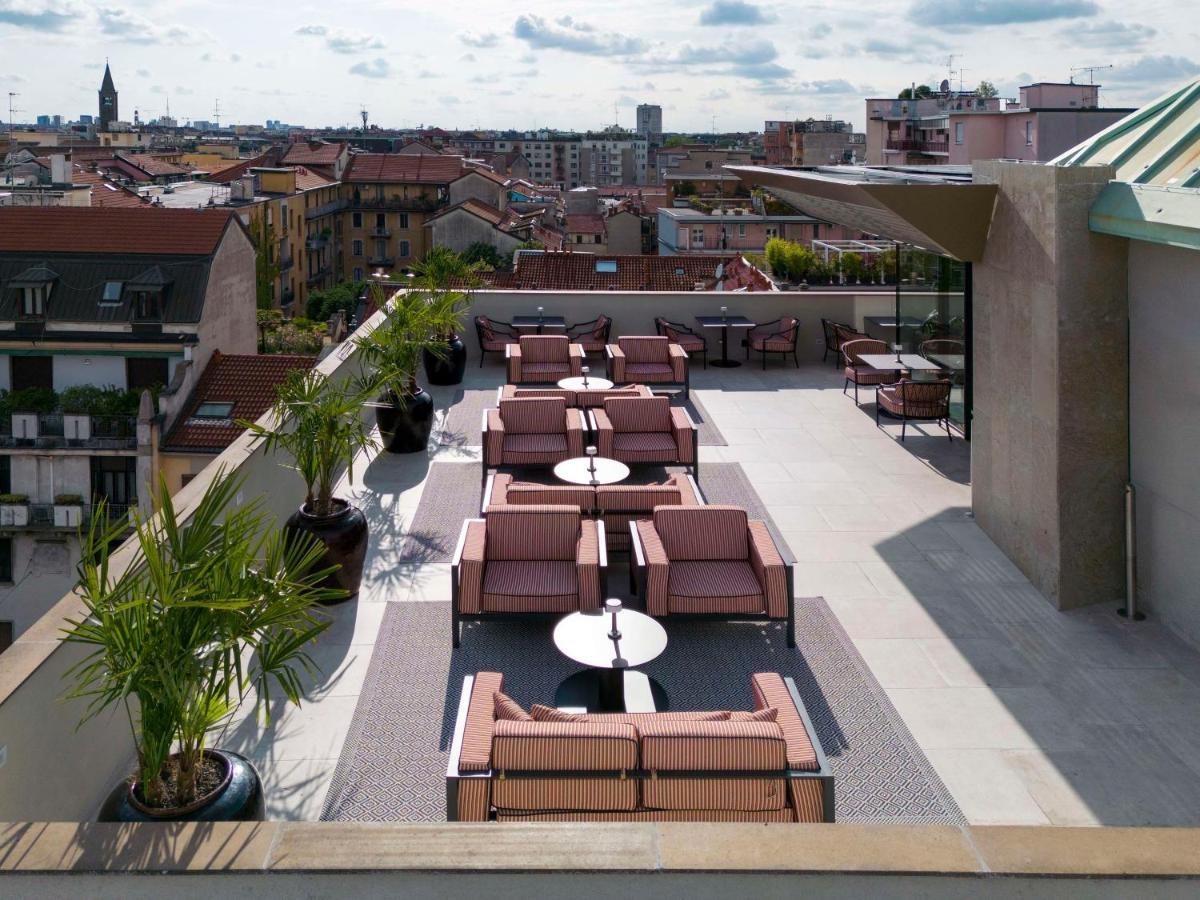 Radisson Collection Hotel, Santa Sofia ميلان المظهر الخارجي الصورة The rooftop terrace